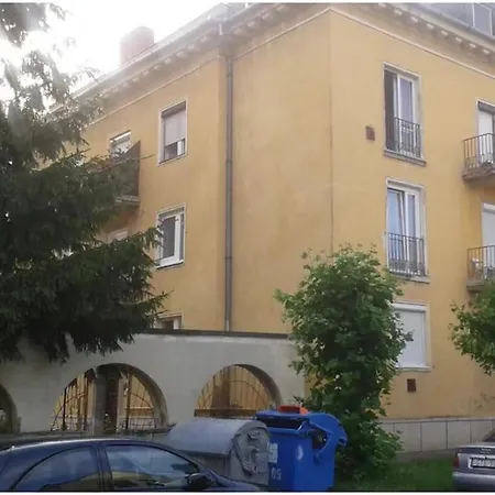 Hunyadi Utcai Garzon Kaposvar