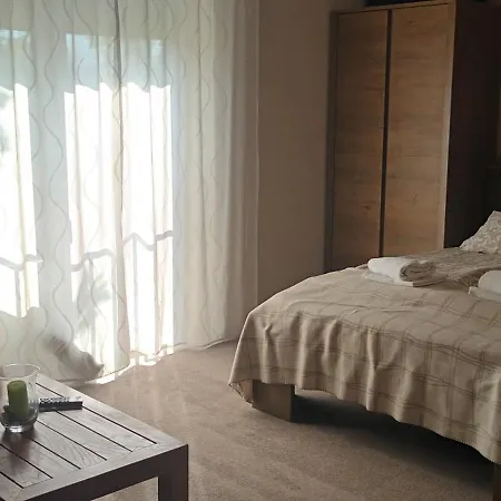 Apartment Hunyadi Utcai Garzon *